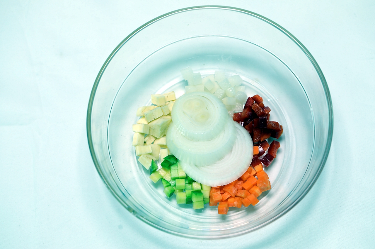 토마토 야채 오븐구이 1단계