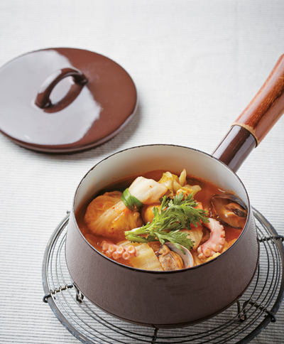 해물토마토김치찌개 완성 사진