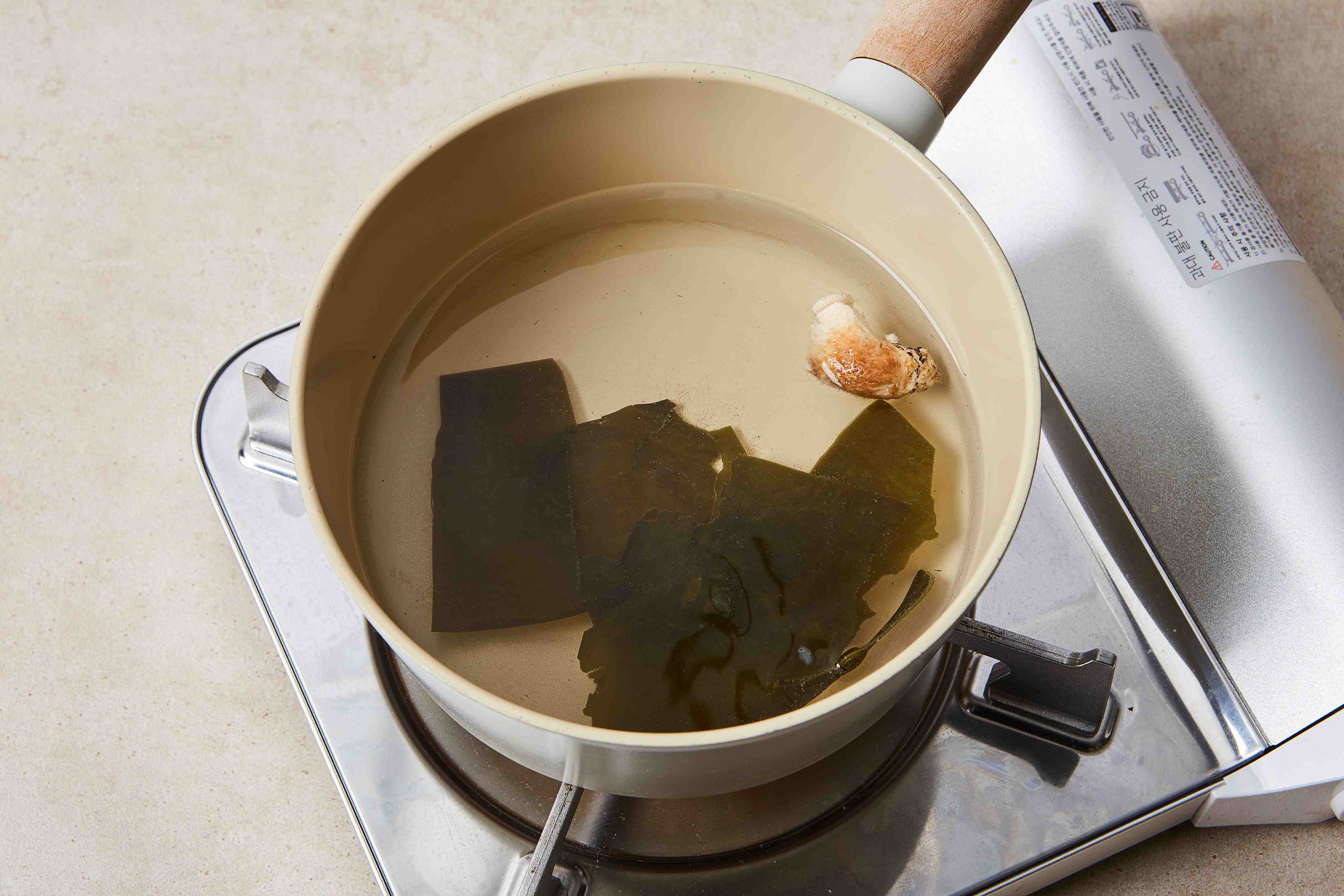 버섯순두부찌개 3단계