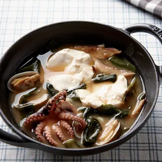 해물순두부된장찌개 완성 사진