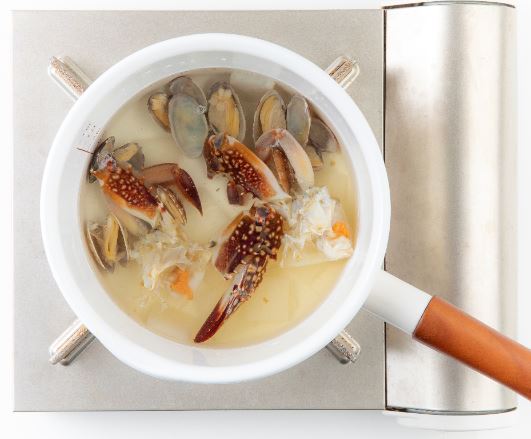꽃게바지락찌개 5단계