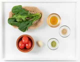 시금치토마토무침 완성 사진