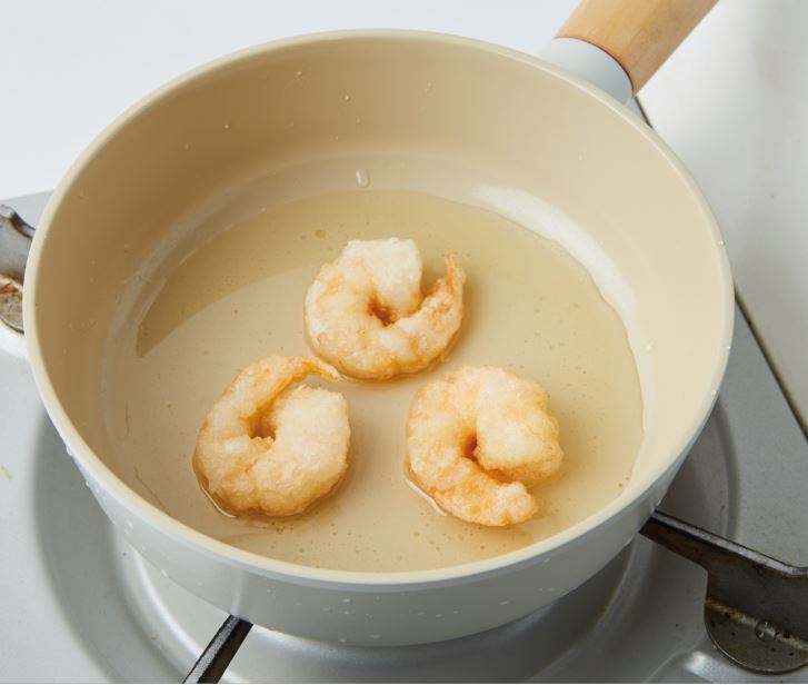 깻잎퓌레를 곁들인 삼치새우 4단계