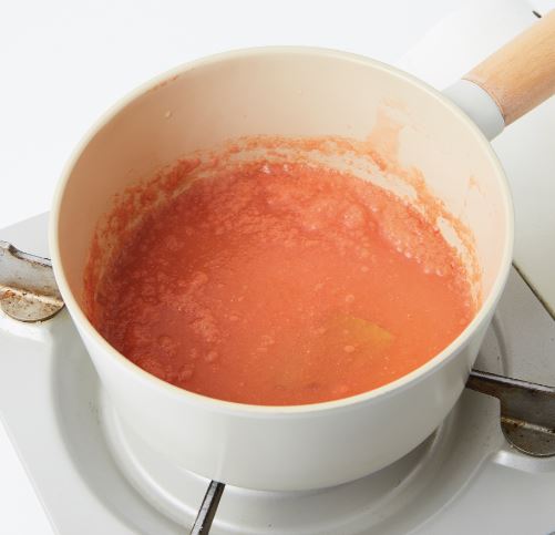 토마토채소스프와 연어소바찜 3단계