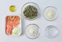 맛살 미역줄기전 완성 사진