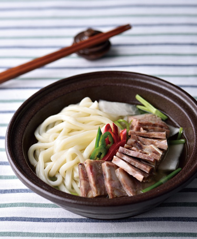 돼지머리수육맑은전골 완성 사진