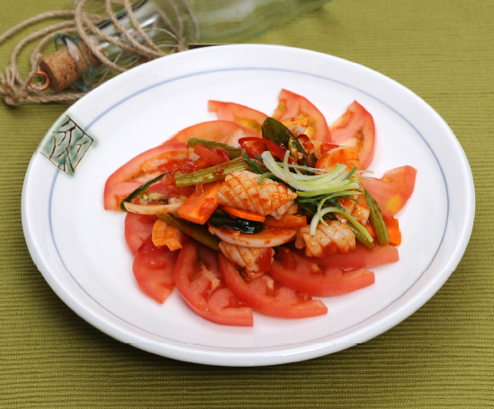 오징어토마토초무침 완성 사진