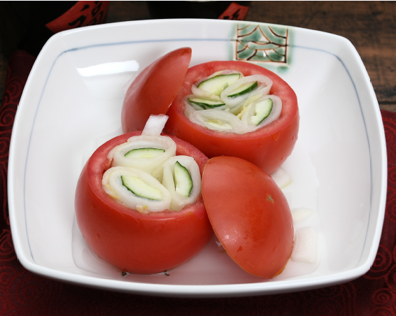 속채운대저토마토백김치 완성 사진