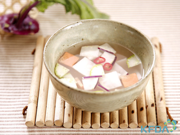 콜라비물김치 완성 사진