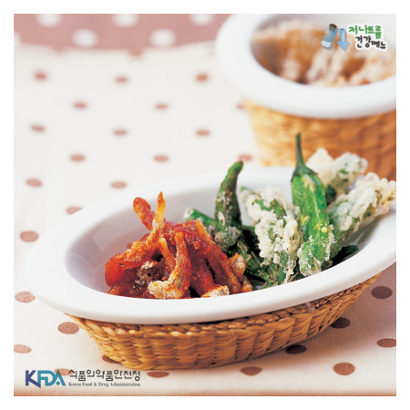 멸치 찹쌀양념 튀김 완성 사진