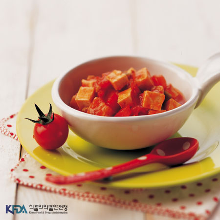 돼지고기 토마토 두부볶음 완성 사진