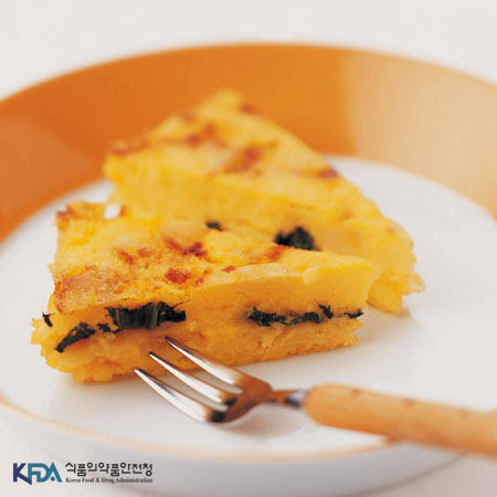 바질 고구마 옥수수빵(플렌타) 완성 사진