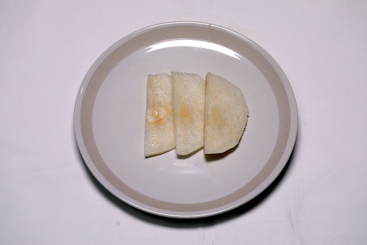 산마드래싱과 실곤약 샐러드 3단계